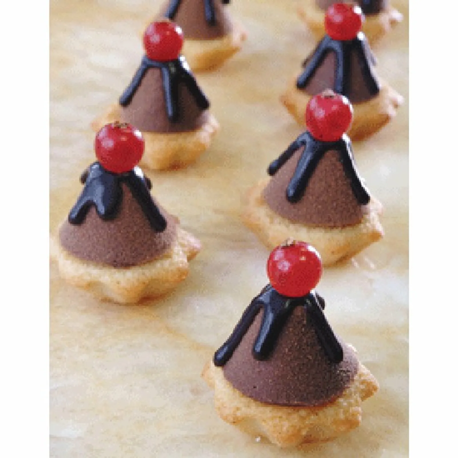 Matfer Bourgeat 336039 - Mini Cones 30mm 6ml 96 MLDS