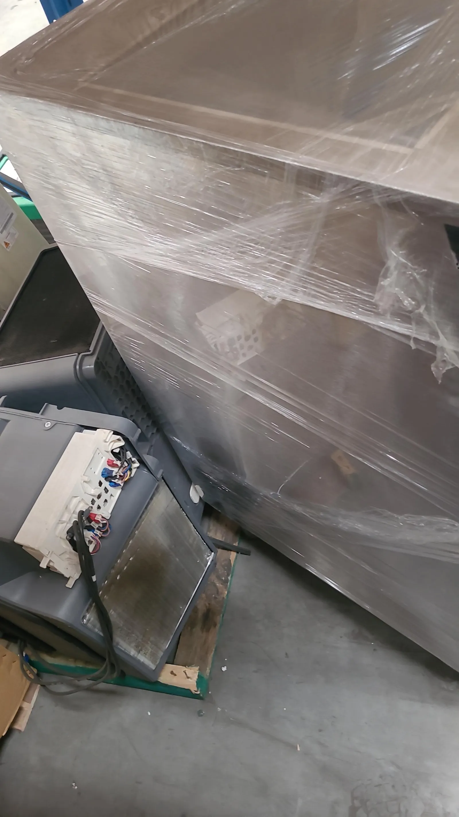 SKOPE ITV SILO S220 - Ice Cube Storage Bin 230kg - Clearance (2)