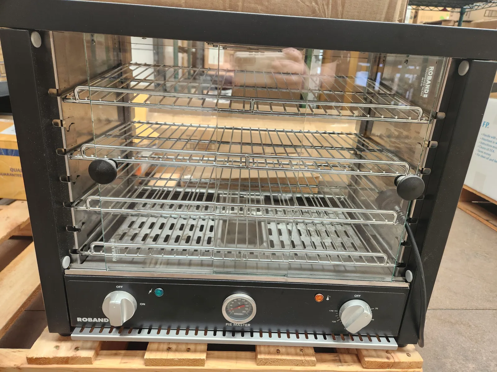 Roband PMB50L - Black Pie Warmer - 50 Pies - USED