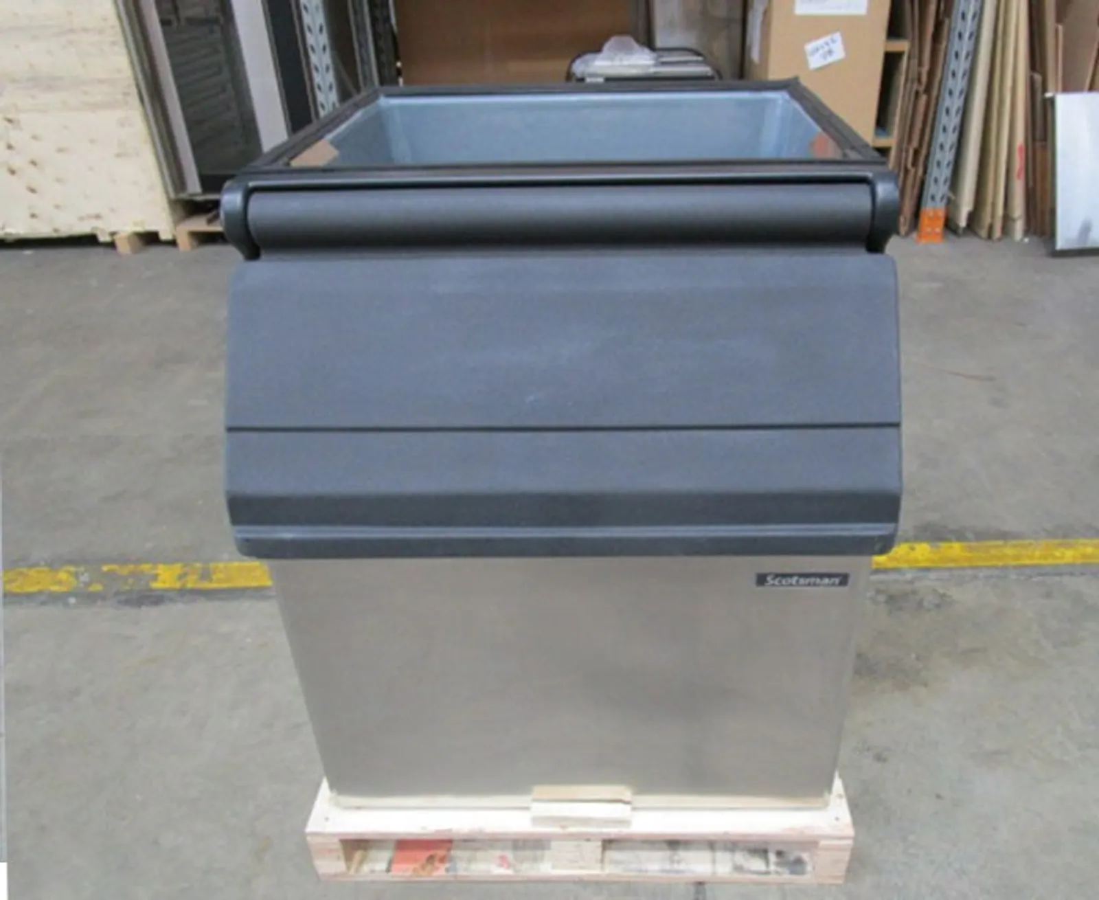 Scotsman NB 193 - 129kg - Ice Storage Bin - Clearance (2)