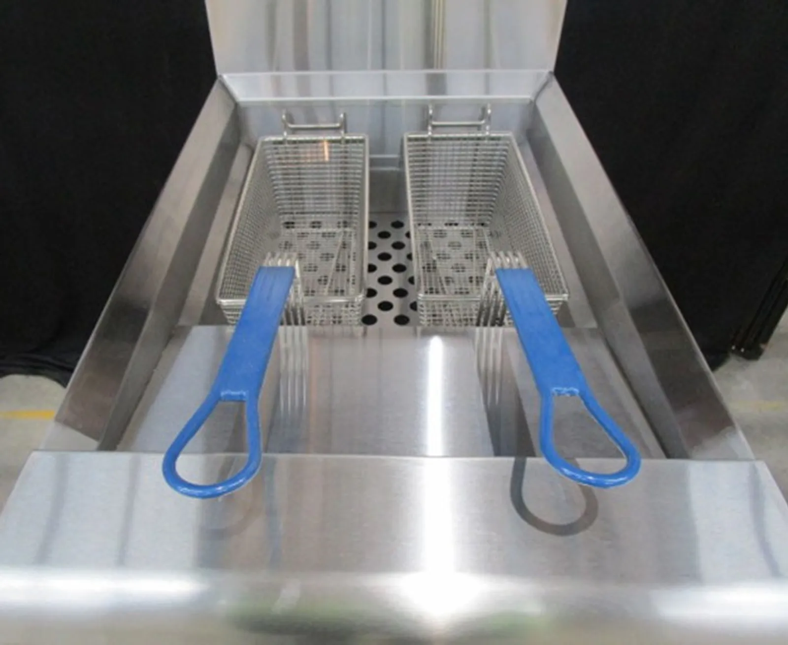 Waldorf 800 Series FN8120G - 450mm Single Pan Gas Fryer - Clearance (2)