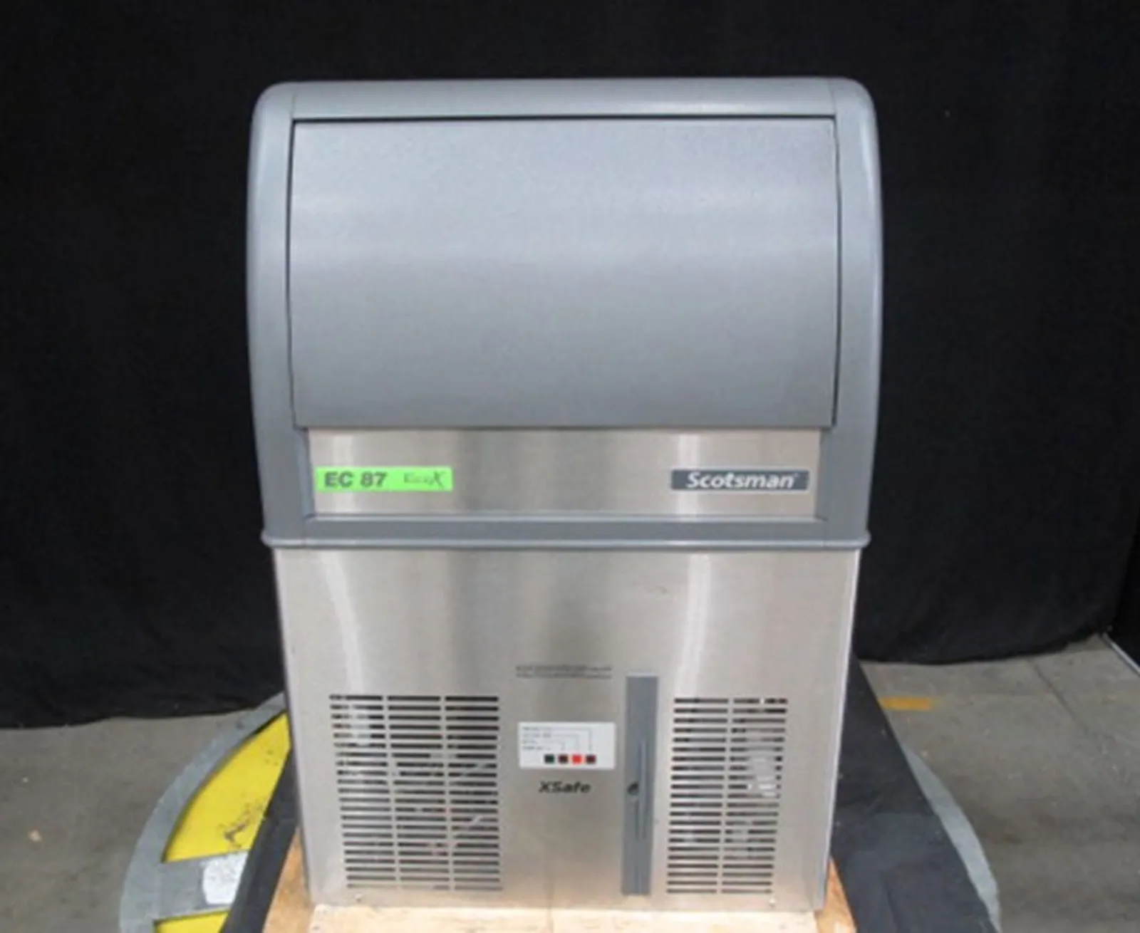 Scotsman ECS 87 AS OX - 39kg - EcoX & XSafe Self Contained Gourment Ice Maker - Clearance